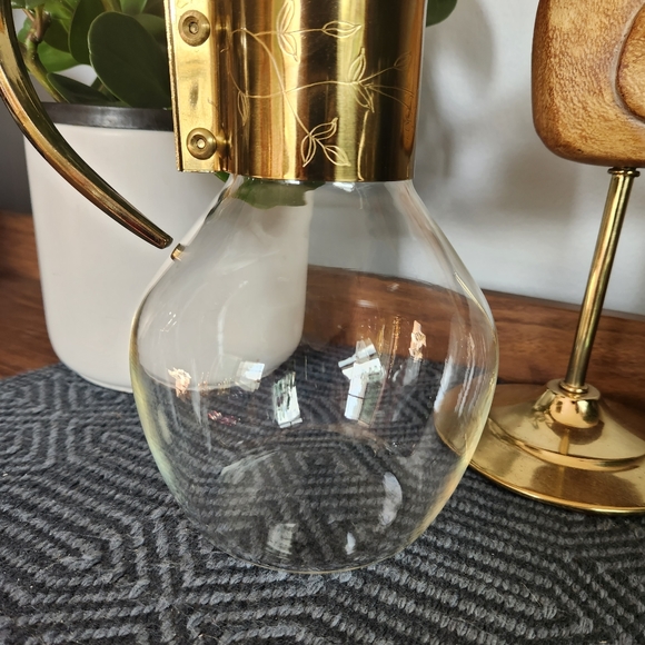 Vintage Gold Carafe with Lid - Picture 5 of 5